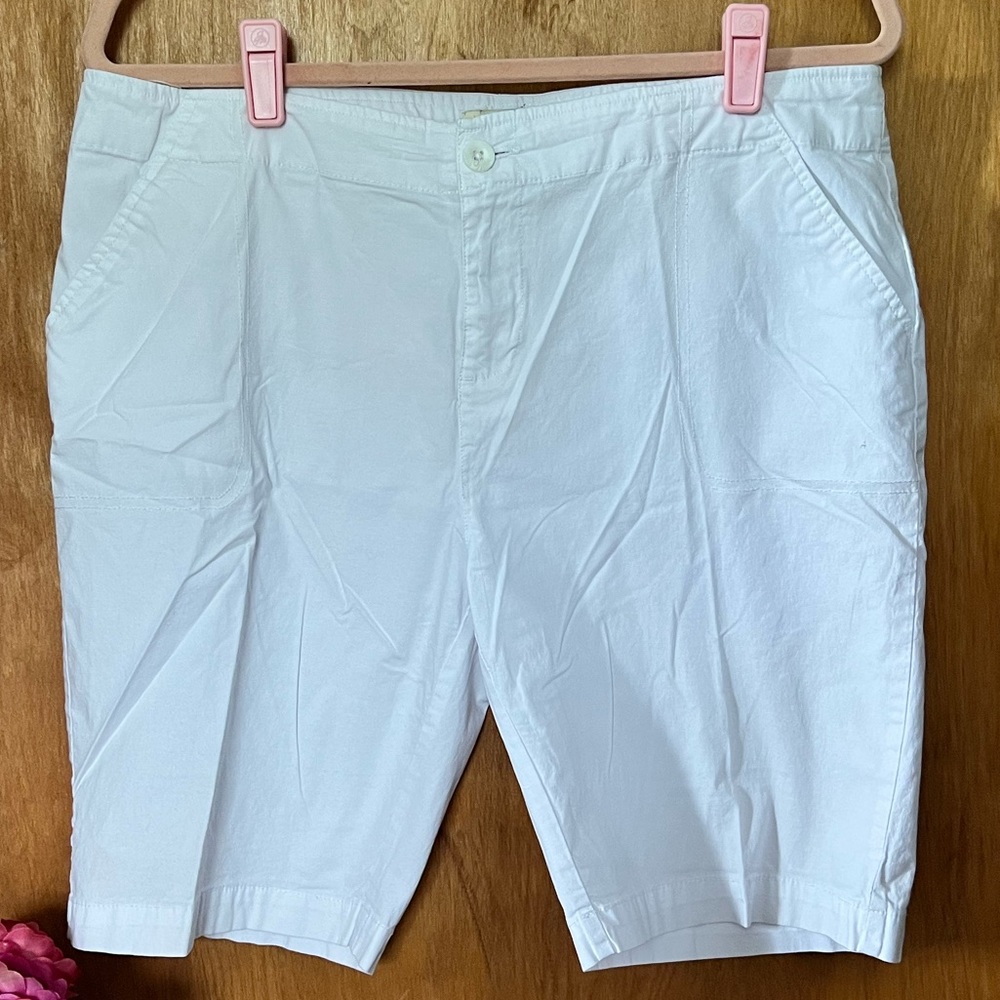Caribbean Joe white shorts 14P